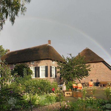 Bed & Breakfast Hofstede Het Klaphek Randwijk Kamer foto